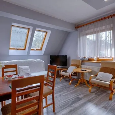 Golden -bright And Cozy - Great Location &db11 Apartman