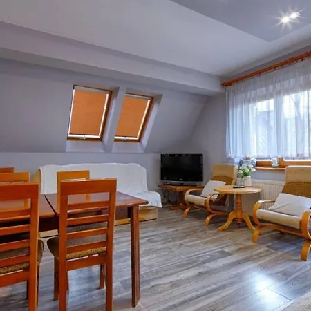 Apartment Golden -bright And Cozy - Great Location &db11